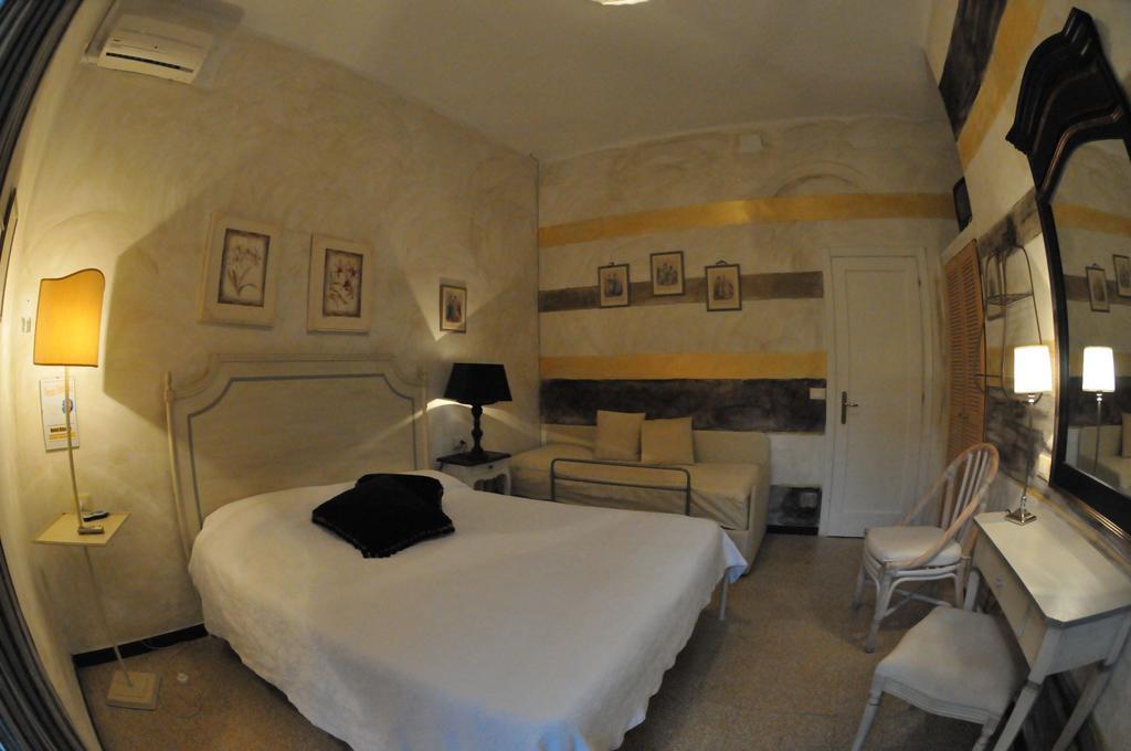 Hotel Atlantic Марина-ди-Каррара Номер фото