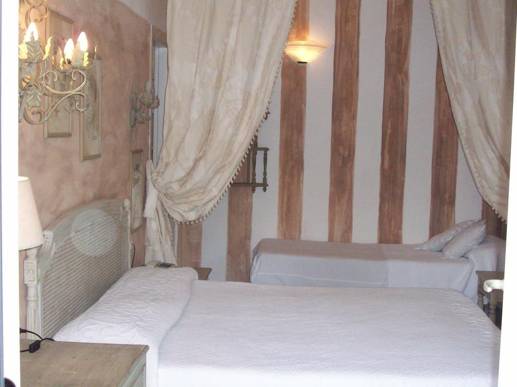 Hotel Atlantic Марина-ди-Каррара Номер фото